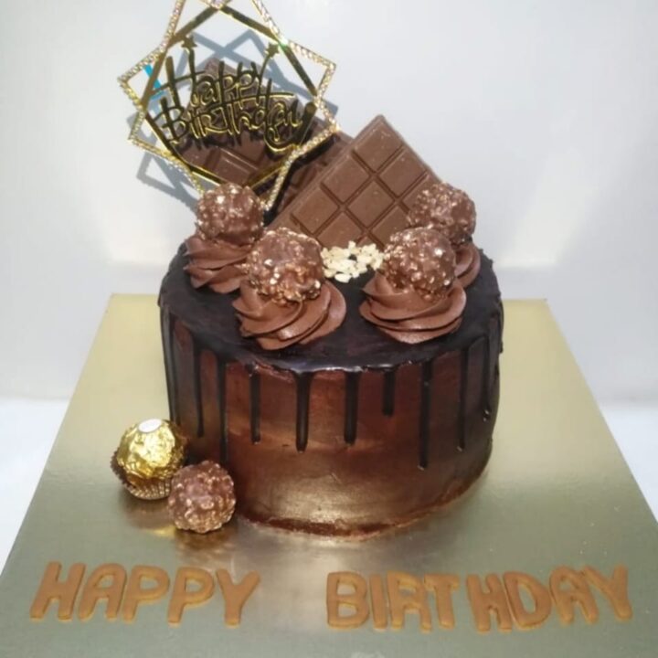 Custom Chocolate Cakes – Taste N Delights