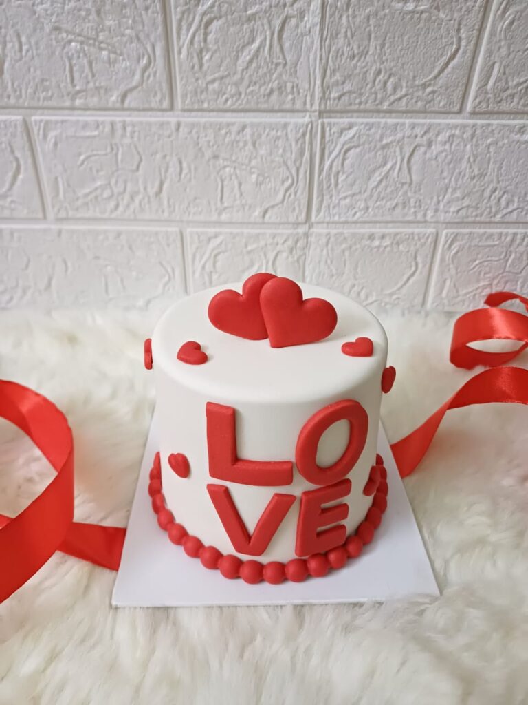 Cakes-for-Couples (12)