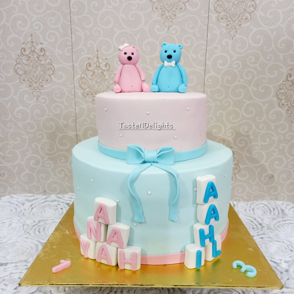 Cakes-for-twins (20)