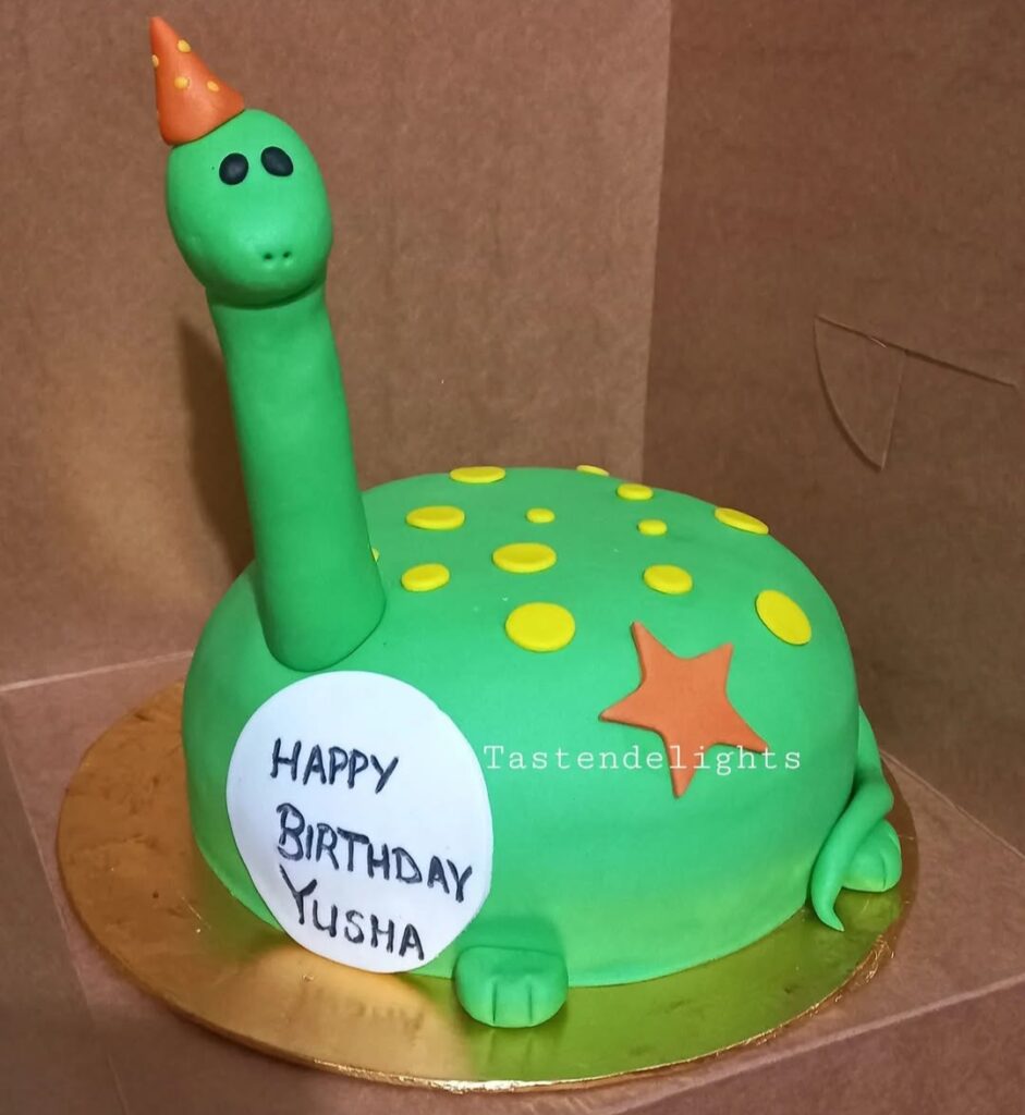 Dinosaur-cakes (1)