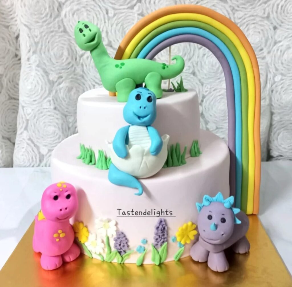 Dinosaur-cakes (8)