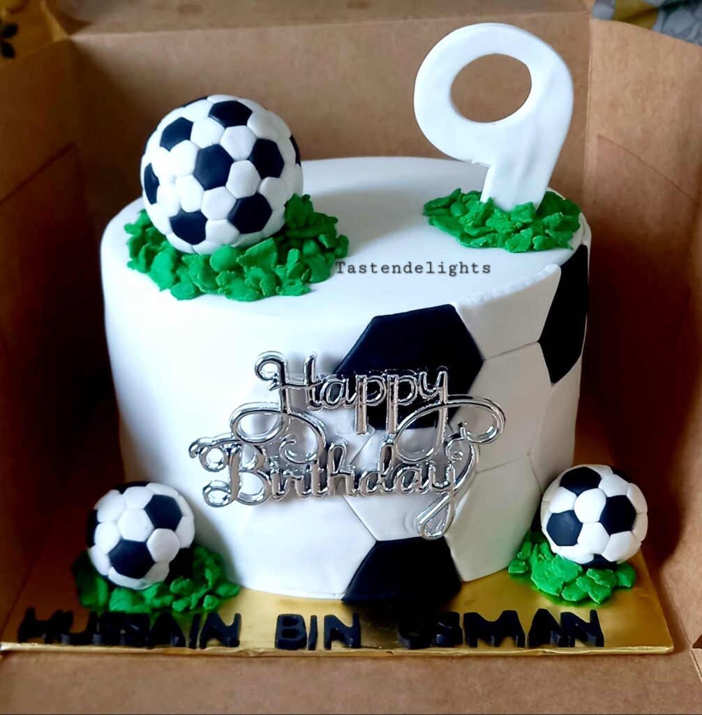 Football-cakes (15)
