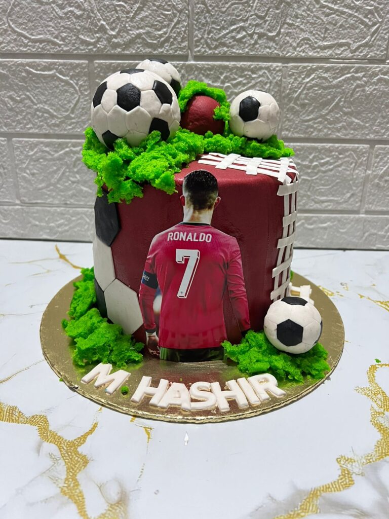 Football-cakes (21)