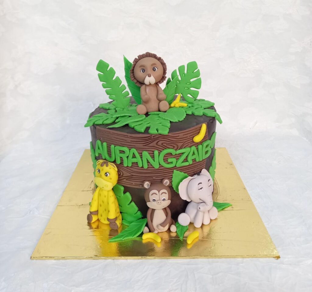 Jungle-Safari-Cakes (14)