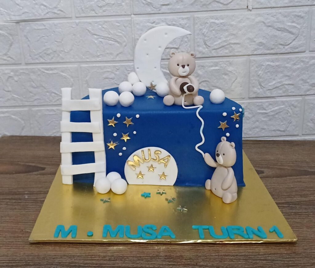 6 Months Half cakes (8)
