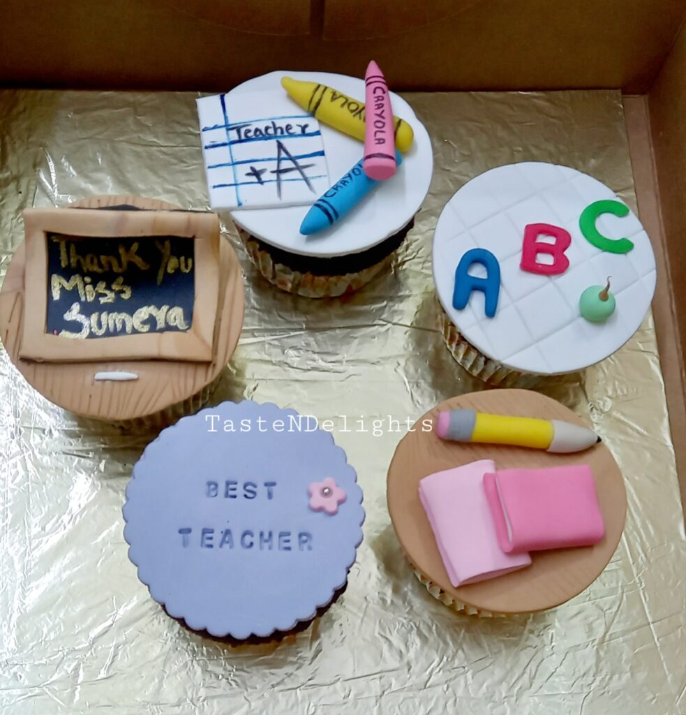 Cupcakes (6)