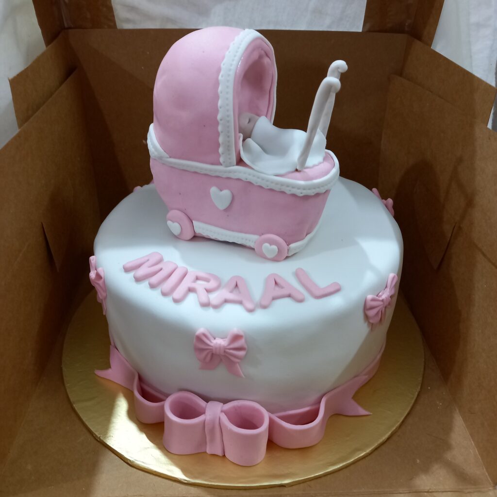 New born baby girls cakes (6)